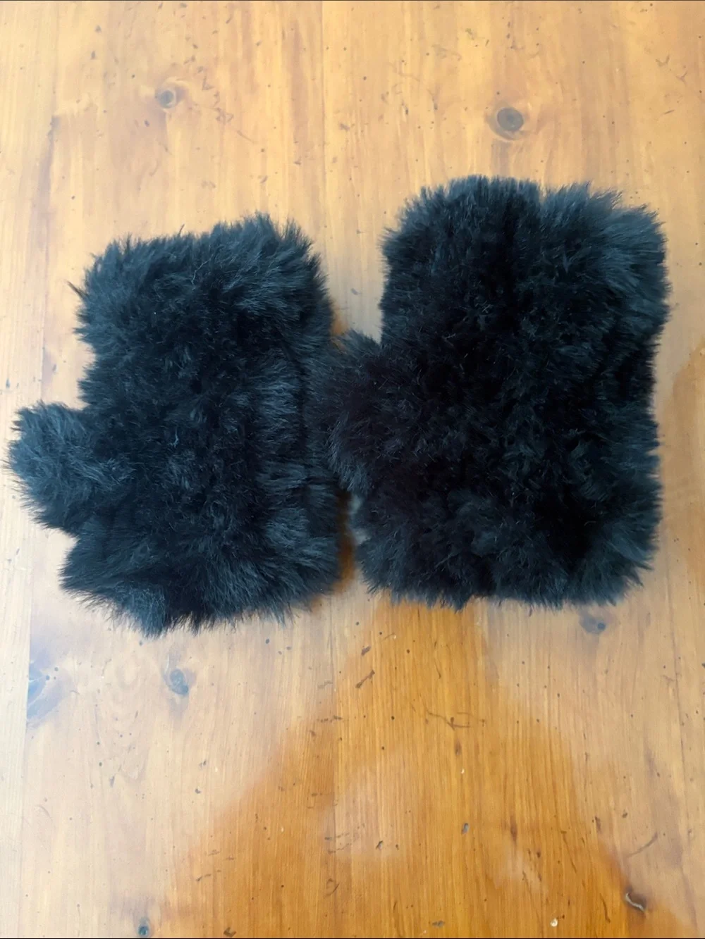 Surell Black Faux Fur Mittens Cozy Hand Warmers